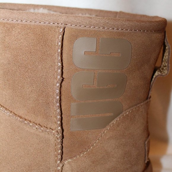 NEW UGG WOMEN'S LOGO‎ MINI ANKLE BOOTS BOOTIES CHESTNUT - Picture 4 of 8